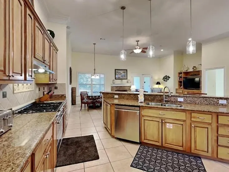 דסטין Beach Beauty 4 Bed 3 Bath Home 5 Min Walk To Beach In Gated Community 0*,  ארצות הברית